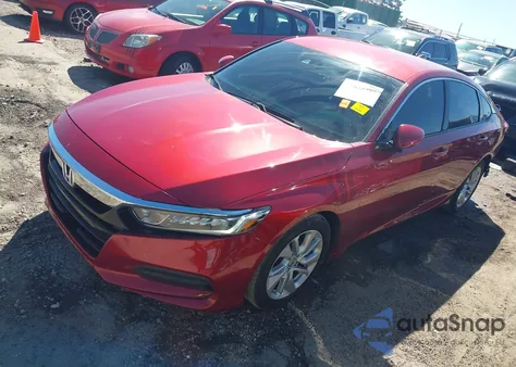 2018 Honda Accord Lx z USA, uszkodzony, nr VIN 1HGCV1F15JA214936